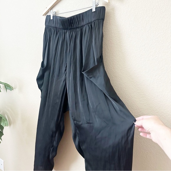Halston Heritage Black Draped Harem Pants Size L - Picture 2 of 9